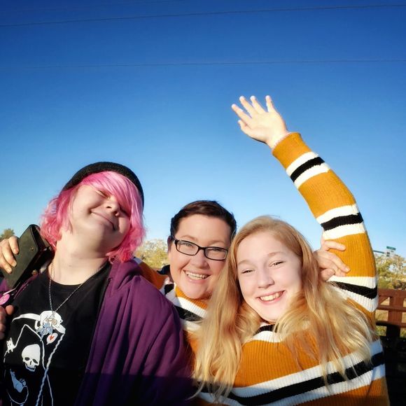 Meet your Posher, Michelle - Picture 1 of 1